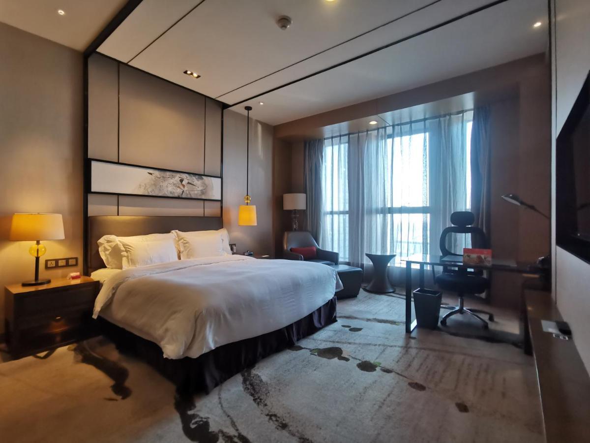 Crowne Plaza Tianjin Meijiangnan By Ihg Buitenkant foto