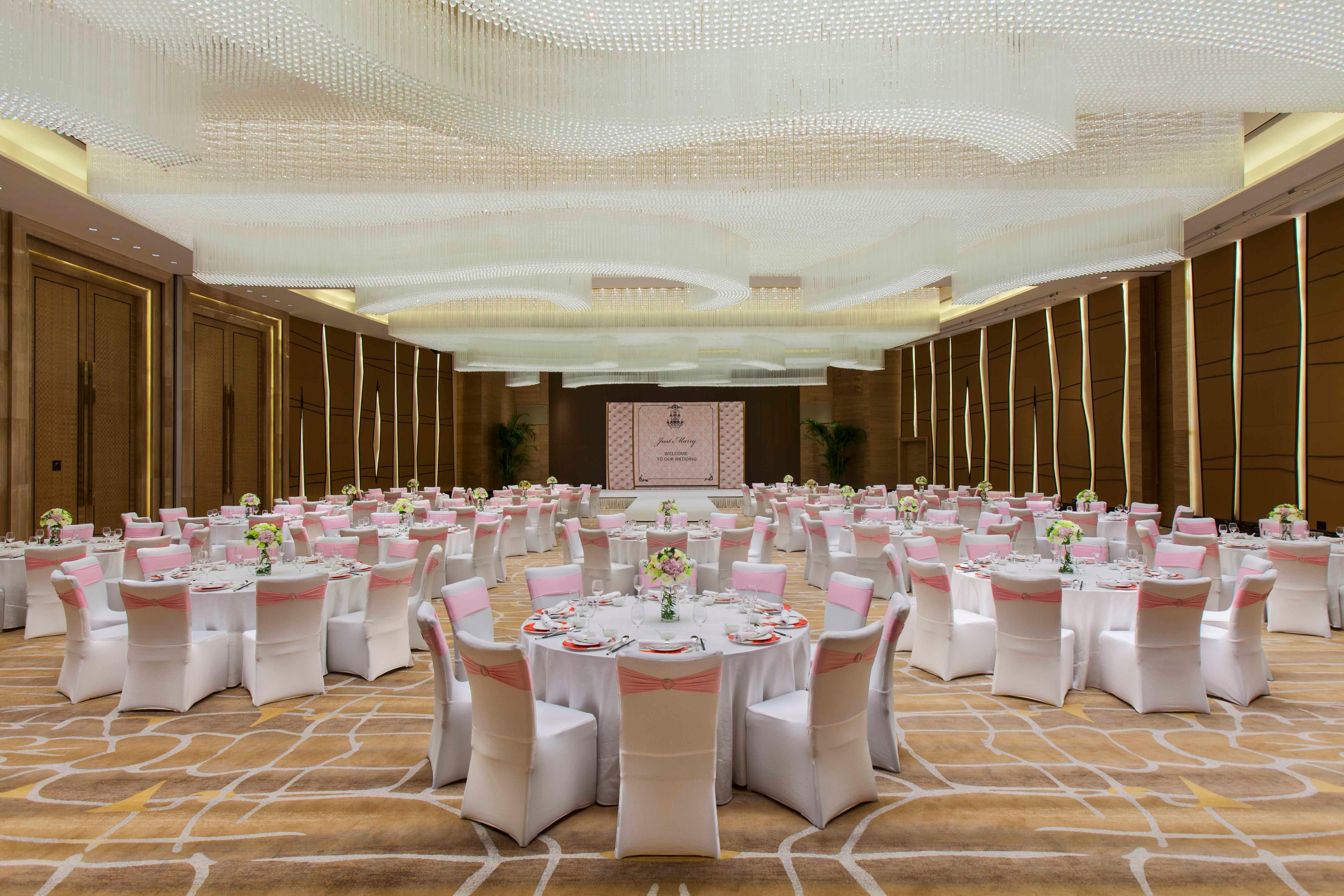 Crowne Plaza Tianjin Meijiangnan By Ihg Buitenkant foto