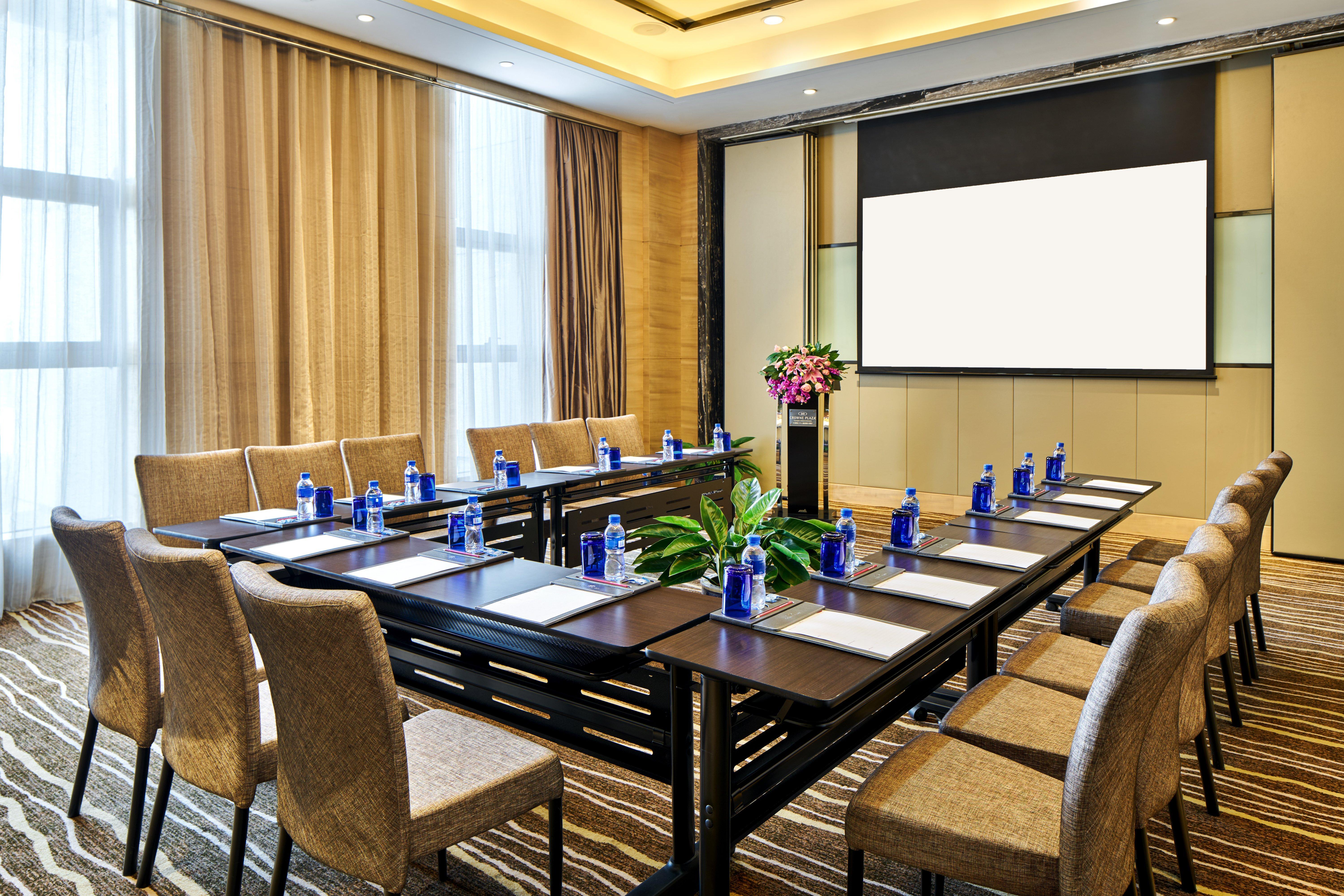 Crowne Plaza Tianjin Meijiangnan By Ihg Buitenkant foto